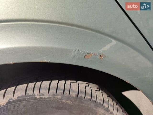 Зеленый Опель Вектра, объемом двигателя 1.9 л и пробегом 340 тыс. км за 3300 $, фото 26 на Automoto.ua