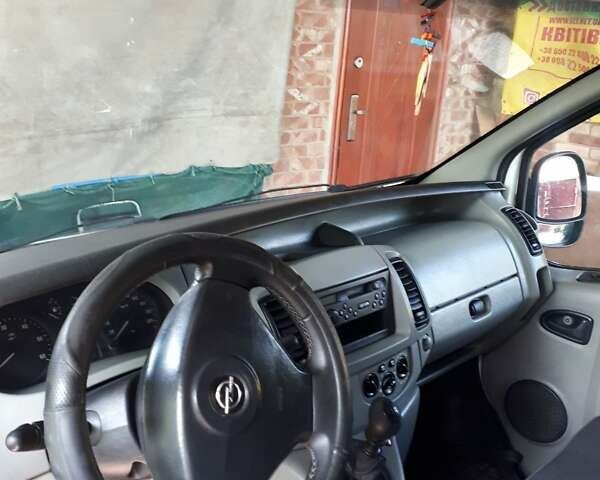 Белый Опель Виваро, объемом двигателя 1.9 л и пробегом 225 тыс. км за 6700 $, фото 11 на Automoto.ua