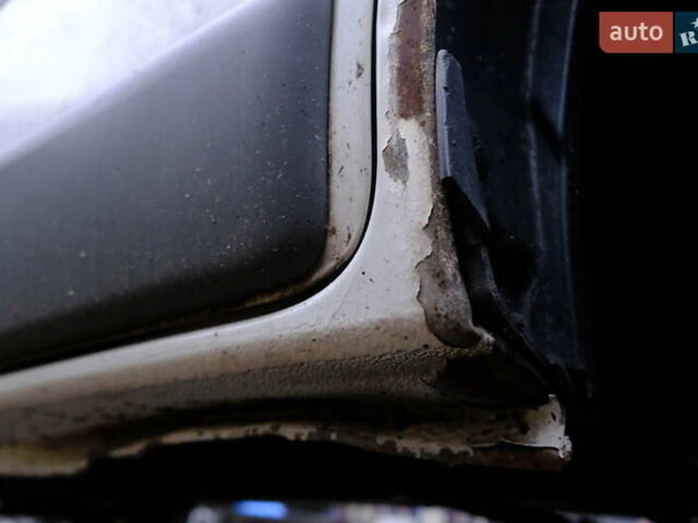 Белый Опель Виваро, объемом двигателя 2 л и пробегом 257 тыс. км за 8200 $, фото 8 на Automoto.ua