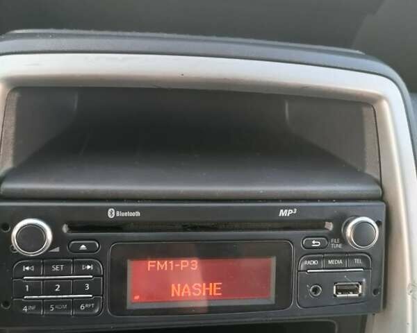 Белый Опель Виваро, объемом двигателя 2 л и пробегом 312 тыс. км за 10700 $, фото 28 на Automoto.ua