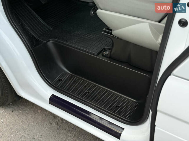 Опель Віваро 2014 у Радивилове на Automoto.ua Білий Опель Віваро, об'ємом двигуна 2 л та пробігом 222 тис. км за 11000 $, фото 39 на Automoto.ua