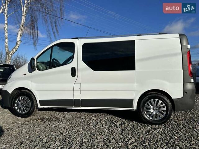 Белый Опель Виваро, объемом двигателя 2 л и пробегом 331 тыс. км за 10800 $, фото 12 на Automoto.ua