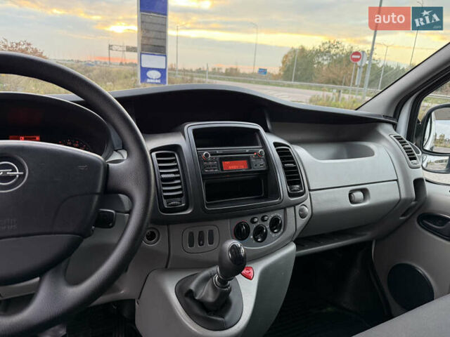 Опель Віваро 2014 у Радивилове на Automoto.ua Білий Опель Віваро, об'ємом двигуна 2 л та пробігом 222 тис. км за 11000 $, фото 38 на Automoto.ua