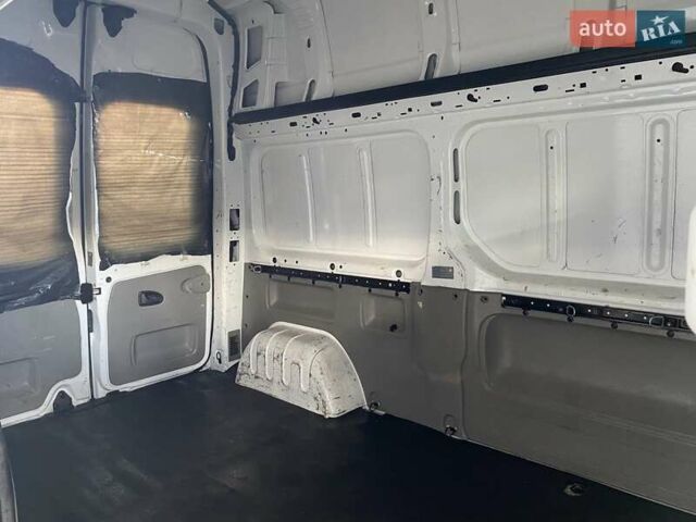 Опель Виваро 2014 в Николаеве на Automoto.ua Белый Опель Виваро, объемом двигателя 2 л и пробегом 255 тыс. км за 10900 $, фото 19 на Automoto.ua
