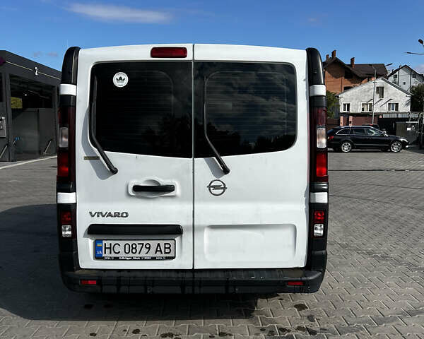 Белый Опель Виваро, объемом двигателя 1.6 л и пробегом 210 тыс. км за 10500 $, фото 6 на Automoto.ua
