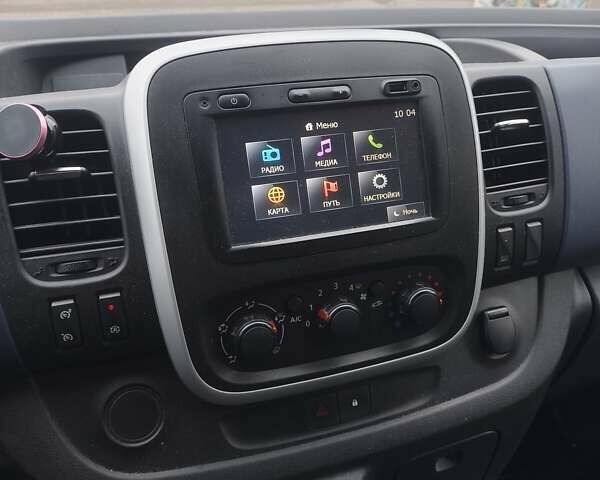 Білий Опель Віваро, об'ємом двигуна 1.6 л та пробігом 240 тис. км за 9850 $, фото 1 на Automoto.ua