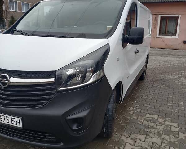Білий Опель Віваро, об'ємом двигуна 1.6 л та пробігом 240 тис. км за 9850 $, фото 11 на Automoto.ua