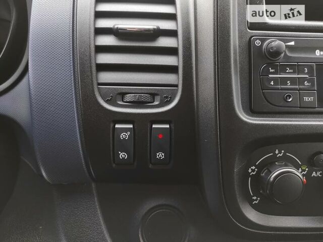 Білий Опель Віваро, об'ємом двигуна 1.6 л та пробігом 170 тис. км за 12500 $, фото 25 на Automoto.ua