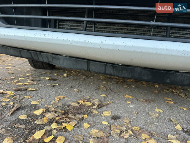 Белый Опель Виваро, объемом двигателя 1.6 л и пробегом 155 тыс. км за 15200 $, фото 47 на Automoto.ua