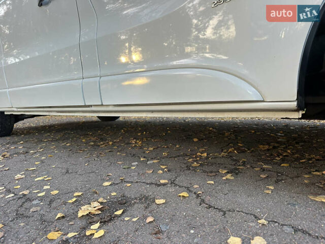 Белый Опель Виваро, объемом двигателя 1.6 л и пробегом 155 тыс. км за 15200 $, фото 45 на Automoto.ua