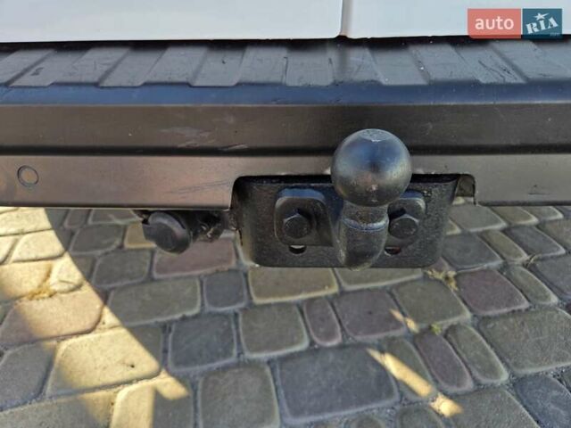 Білий Опель Віваро, об'ємом двигуна 1.6 л та пробігом 245 тис. км за 14800 $, фото 48 на Automoto.ua