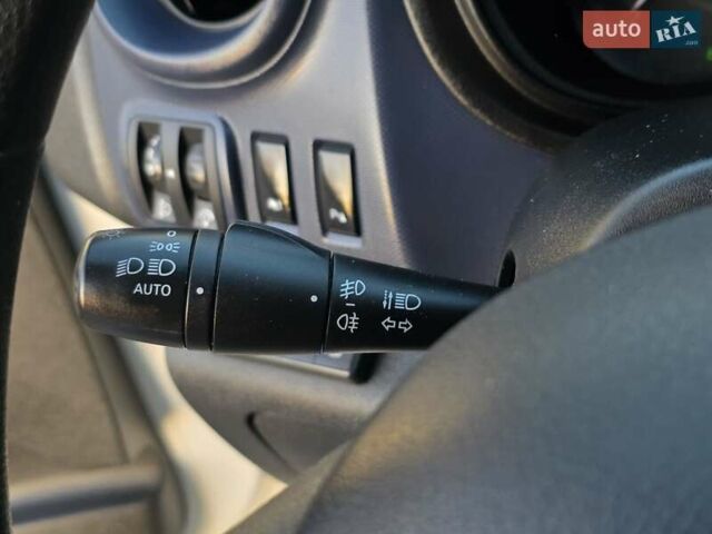 Белый Опель Виваро, объемом двигателя 1.6 л и пробегом 198 тыс. км за 10999 $, фото 22 на Automoto.ua