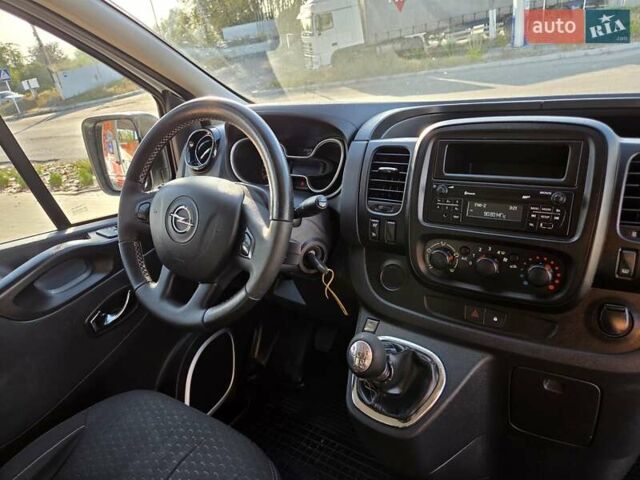 Білий Опель Віваро, об'ємом двигуна 1.6 л та пробігом 245 тис. км за 14800 $, фото 49 на Automoto.ua