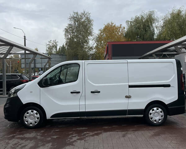 Белый Опель Виваро, объемом двигателя 1.6 л и пробегом 174 тыс. км за 12900 $, фото 7 на Automoto.ua