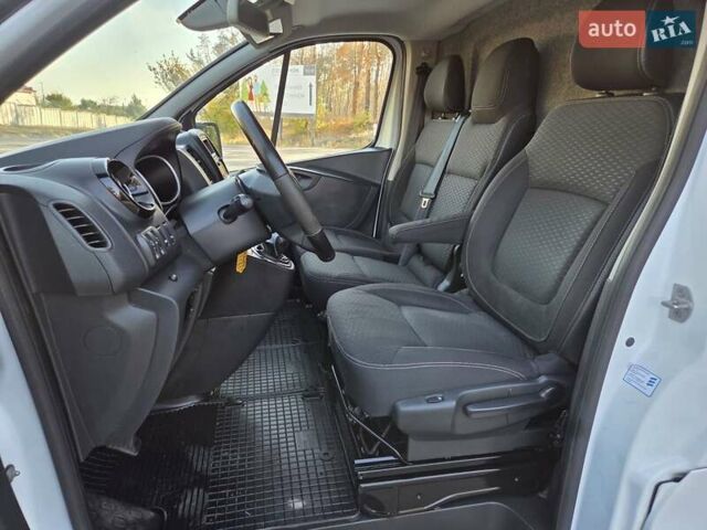 Білий Опель Віваро, об'ємом двигуна 1.6 л та пробігом 245 тис. км за 14800 $, фото 28 на Automoto.ua