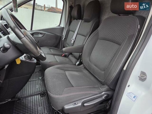 Білий Опель Віваро, об'ємом двигуна 1.6 л та пробігом 245 тис. км за 14500 $, фото 37 на Automoto.ua