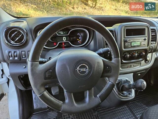 Білий Опель Віваро, об'ємом двигуна 1.6 л та пробігом 245 тис. км за 14800 $, фото 32 на Automoto.ua