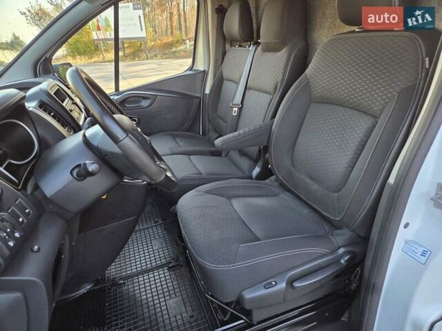 Білий Опель Віваро, об'ємом двигуна 1.6 л та пробігом 245 тис. км за 14800 $, фото 29 на Automoto.ua
