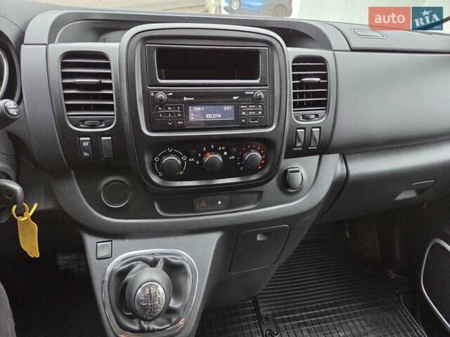 Білий Опель Віваро, об'ємом двигуна 1.6 л та пробігом 245 тис. км за 14500 $, фото 43 на Automoto.ua