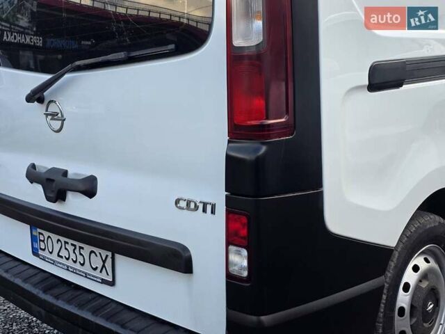 Білий Опель Віваро, об'ємом двигуна 1.6 л та пробігом 199 тис. км за 10999 $, фото 21 на Automoto.ua