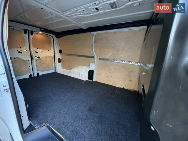 Белый Опель Виваро, объемом двигателя 2 л и пробегом 202 тыс. км за 18999 $, фото 20 на Automoto.ua