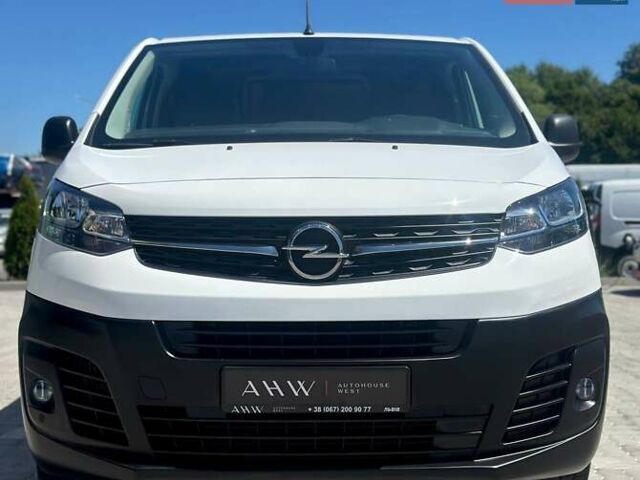 Білий Опель Віваро, об'ємом двигуна 1.5 л та пробігом 82 тис. км за 18900 $, фото 1 на Automoto.ua