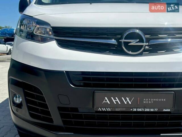 Білий Опель Віваро, об'ємом двигуна 1.5 л та пробігом 82 тис. км за 19900 $, фото 2 на Automoto.ua