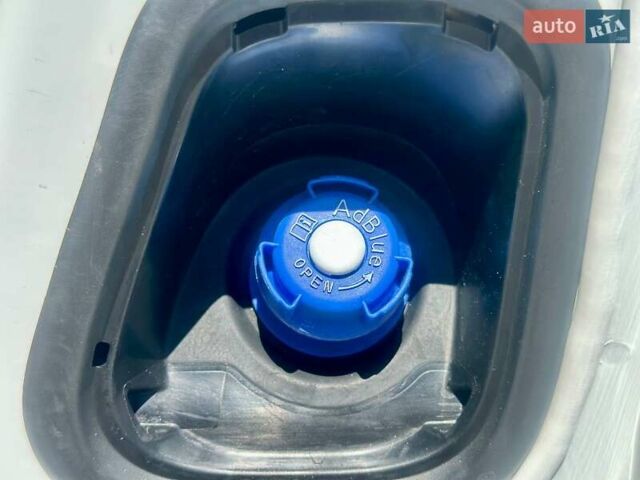 Білий Опель Віваро, об'ємом двигуна 1.5 л та пробігом 82 тис. км за 19900 $, фото 21 на Automoto.ua