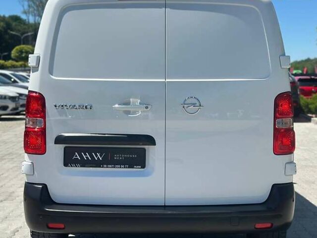 Білий Опель Віваро, об'ємом двигуна 1.5 л та пробігом 82 тис. км за 19900 $, фото 12 на Automoto.ua