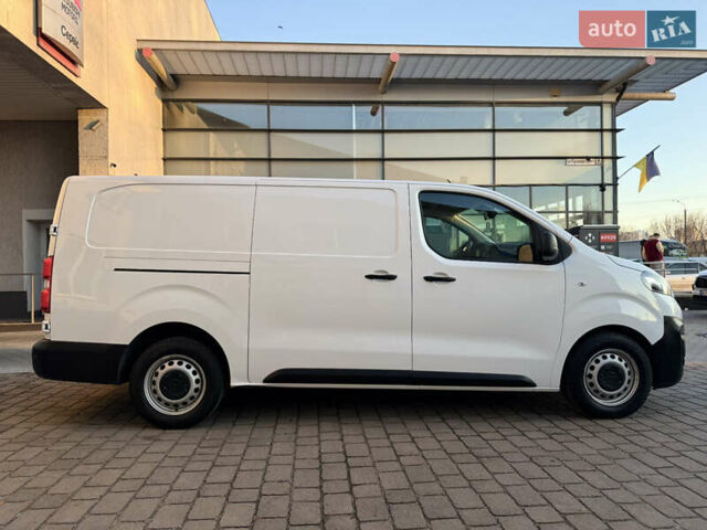 Белый Опель Виваро, объемом двигателя 2 л и пробегом 202 тыс. км за 18999 $, фото 6 на Automoto.ua