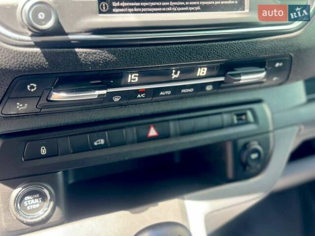 Білий Опель Віваро, об'ємом двигуна 1.5 л та пробігом 82 тис. км за 19900 $, фото 32 на Automoto.ua