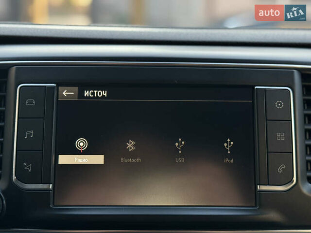 Белый Опель Виваро, объемом двигателя 2 л и пробегом 202 тыс. км за 18999 $, фото 40 на Automoto.ua