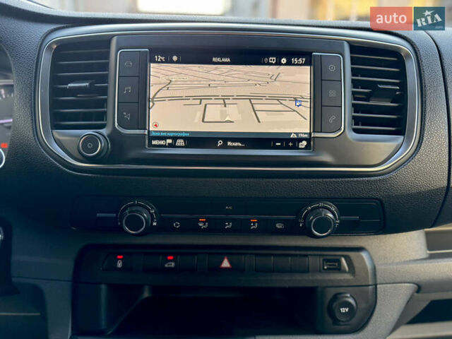 Белый Опель Виваро, объемом двигателя 2 л и пробегом 202 тыс. км за 18999 $, фото 27 на Automoto.ua