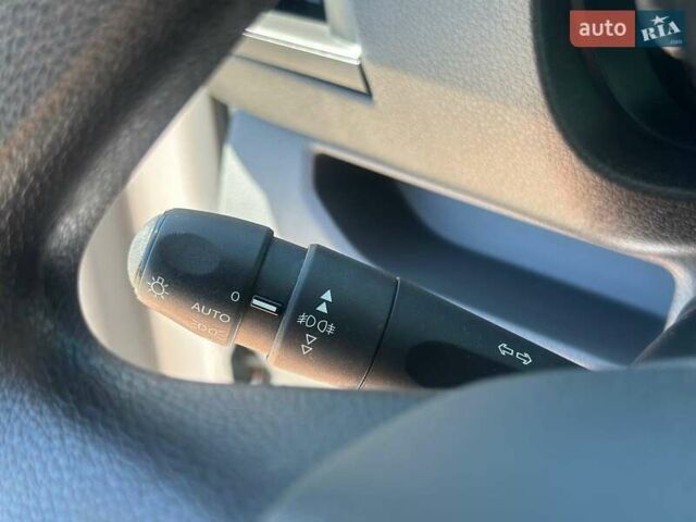 Білий Опель Віваро, об'ємом двигуна 1.5 л та пробігом 82 тис. км за 19900 $, фото 24 на Automoto.ua