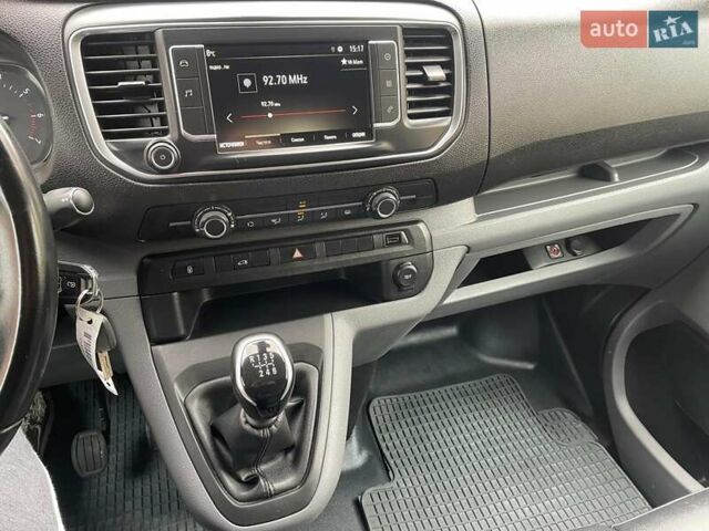 Белый Опель Виваро, объемом двигателя 2 л и пробегом 210 тыс. км за 16200 $, фото 11 на Automoto.ua