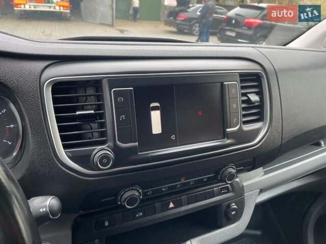 Белый Опель Виваро, объемом двигателя 2 л и пробегом 210 тыс. км за 16200 $, фото 12 на Automoto.ua