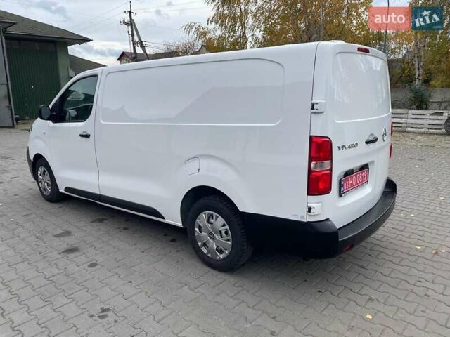 Белый Опель Виваро, объемом двигателя 2 л и пробегом 210 тыс. км за 16200 $, фото 23 на Automoto.ua
