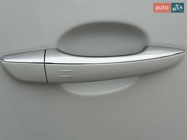 Белый Опель Виваро, объемом двигателя 2 л и пробегом 109 тыс. км за 19200 $, фото 17 на Automoto.ua