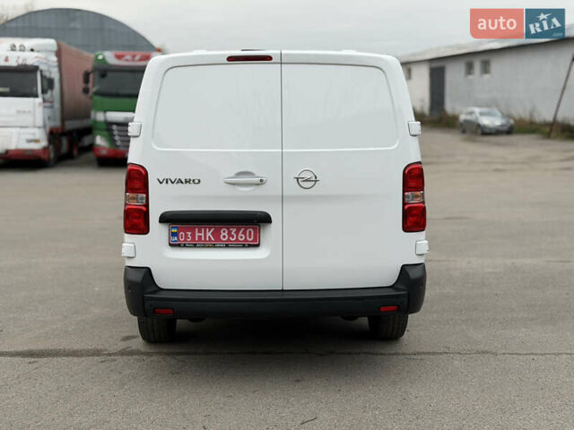 Белый Опель Виваро, объемом двигателя 2 л и пробегом 109 тыс. км за 19200 $, фото 7 на Automoto.ua