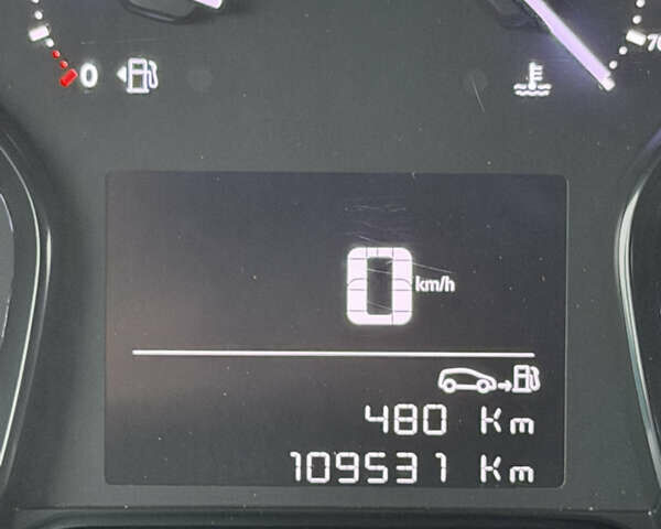 Белый Опель Виваро, объемом двигателя 2 л и пробегом 109 тыс. км за 19200 $, фото 41 на Automoto.ua