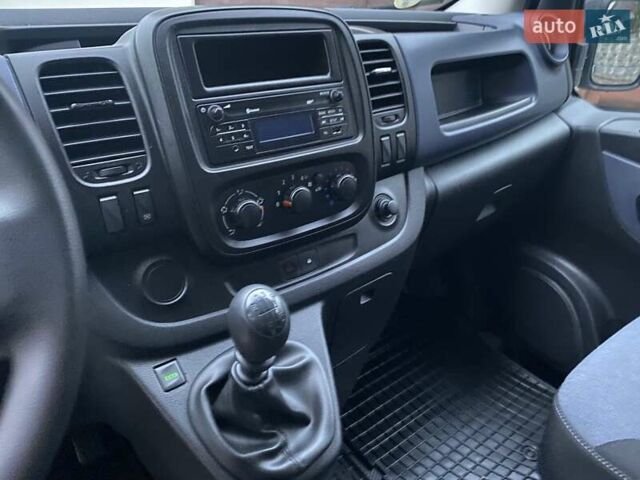 Білий Опель Віваро, об'ємом двигуна 1.6 л та пробігом 216 тис. км за 10299 $, фото 20 на Automoto.ua