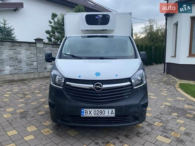 Білий Опель Віваро, об'ємом двигуна 1.6 л та пробігом 216 тис. км за 10299 $, фото 3 на Automoto.ua