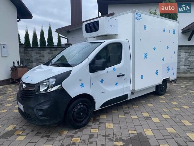 Білий Опель Віваро, об'ємом двигуна 1.6 л та пробігом 216 тис. км за 10299 $, фото 2 на Automoto.ua