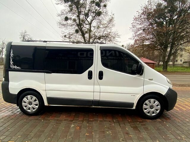 Білий Опель Віваро, об'ємом двигуна 1.9 л та пробігом 0 тис. км за 5500 $, фото 4 на Automoto.ua