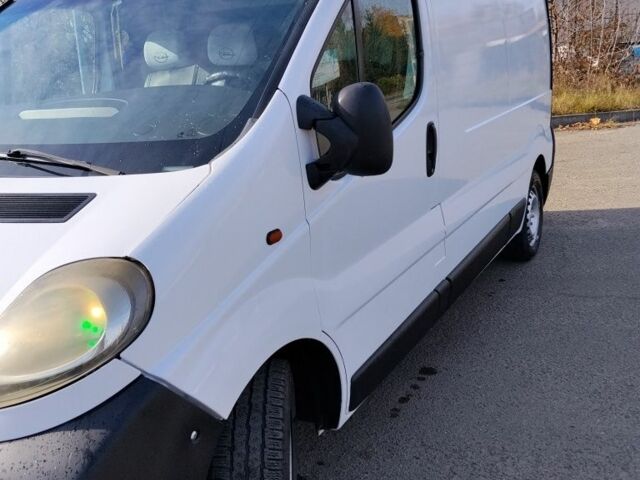 Білий Опель Віваро, об'ємом двигуна 1.9 л та пробігом 340 тис. км за 5800 $, фото 5 на Automoto.ua