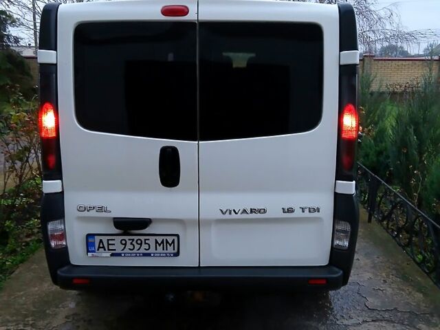 Білий Опель Віваро, об'ємом двигуна 1.9 л та пробігом 360 тис. км за 6400 $, фото 4 на Automoto.ua