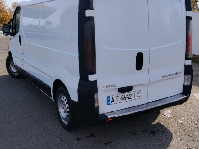 Білий Опель Віваро, об'ємом двигуна 1.9 л та пробігом 340 тис. км за 5800 $, фото 6 на Automoto.ua