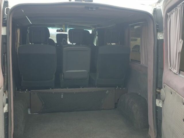 Белый Опель Виваро, объемом двигателя 2 л и пробегом 300 тыс. км за 7900 $, фото 7 на Automoto.ua