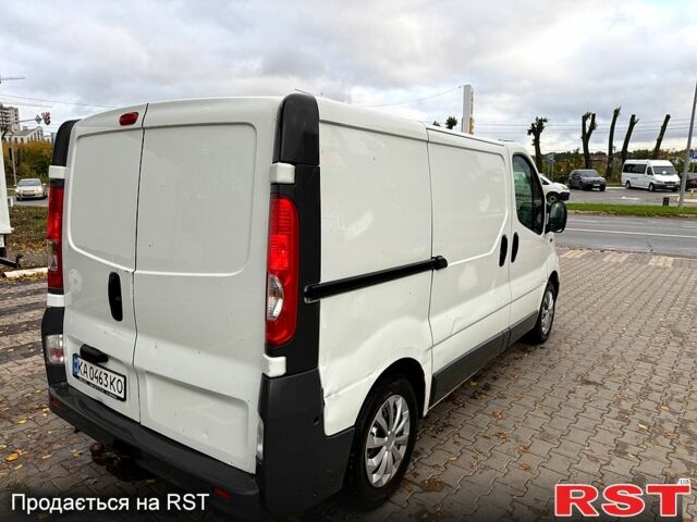 Белый Опель Виваро, объемом двигателя 2 л и пробегом 299 тыс. км за 8369 $, фото 5 на Automoto.ua