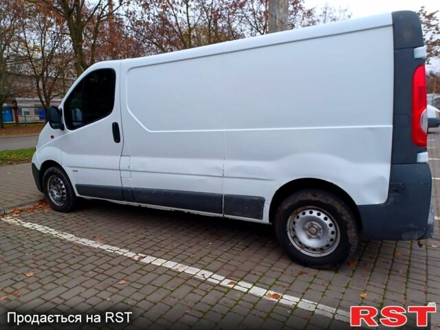 Белый Опель Виваро, объемом двигателя 2 л и пробегом 308 тыс. км за 8500 $, фото 1 на Automoto.ua